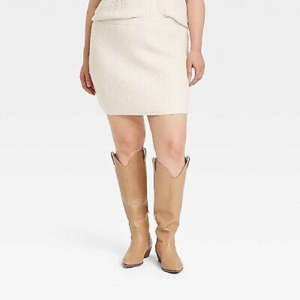 NWOT Universal Thread Cream Sweater Skirt